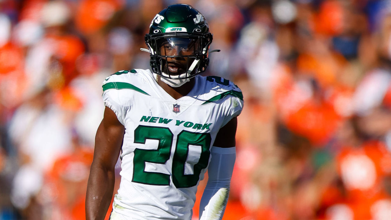 DENVER, CO - SEPTEMBER 26: Safety Marcus Maye #20 of the New York Jets defends on the field during the fourth quarter against the Denver Broncos at Empower Field at Mile High on September 26, 2021 in Denver, Colorado.