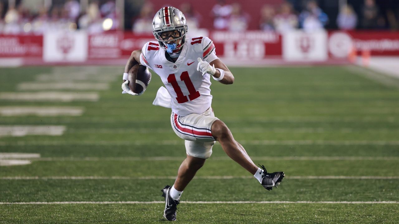 BLOOMINGTON, INDIANA, UNITED STATES - 2021/10/23: Ohio State Buckeyes wide receiver Jaxon Smith-Njigba (11) in action during the National Collegiate Athletic Association (NCAA) football game between Indiana University and Ohio State at Memorial Stadium. Final score; Ohio State 54:7 Indiana University.