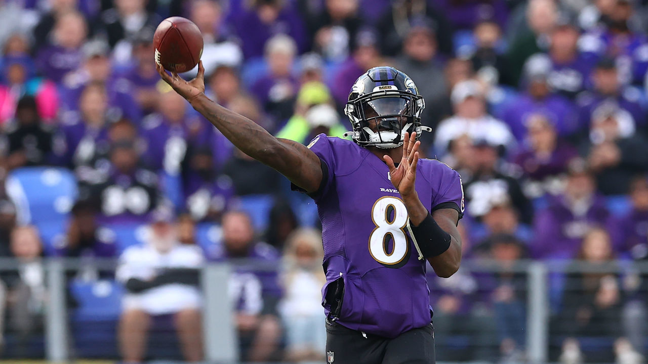 BALTIMORE, MARYLAND - NOVEMBER 07: Quarterback Lamar Jackson #8 of the Baltimore Ravens passes the ball against the Minnesota Vikings in the second quarter at M&T Bank Stadium on November 07, 2021 in Baltimore, Maryland.