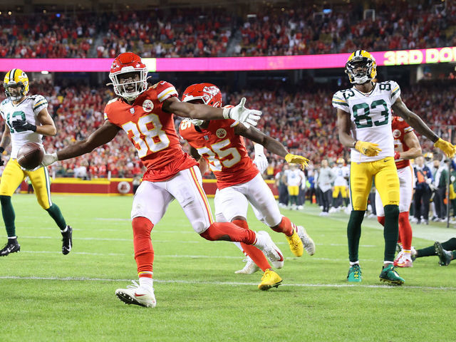 Chiefs edge Rodgers-less Packers 13-7 in defensive slugfest