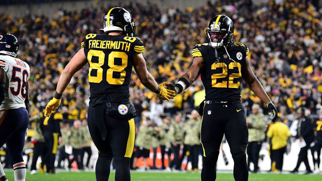 PITTSBURGH, PENNSYLVANIA - NOVEMBER 08: Tight end Pat Freiermuth #88 celebrates with teammate, running back Najee Harris #22 of the Pittsburgh Steelers, following his touchdown against the Chicago Bears during the second half at Heinz Field on November 8, 2021 in Pittsburgh, Pennsylvania.