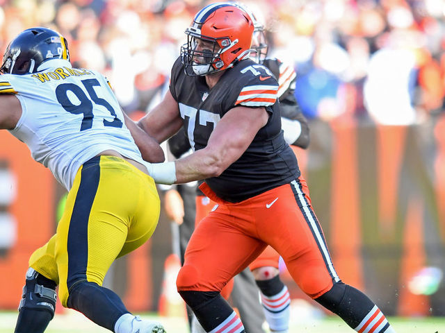 Baker Mayfield back practicing, Nick Chubb trending in right direction