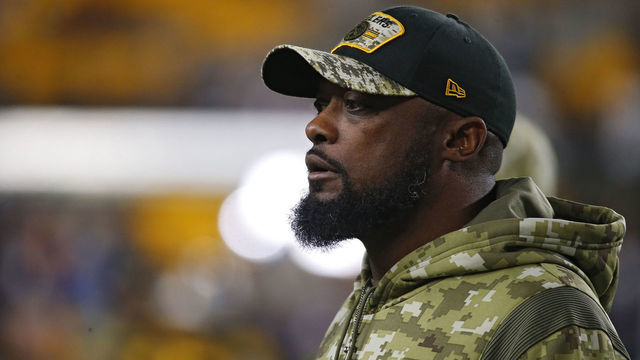 PITTSBURGH, PENNSYLVANIA - NOVEMBER 08: Head coach Mike Tomlin of the Pittsburgh Steelers looks on before his team plays against the Chicago Bears at Heinz Field on November 8, 2021 in Pittsburgh, Pennsylvania.
