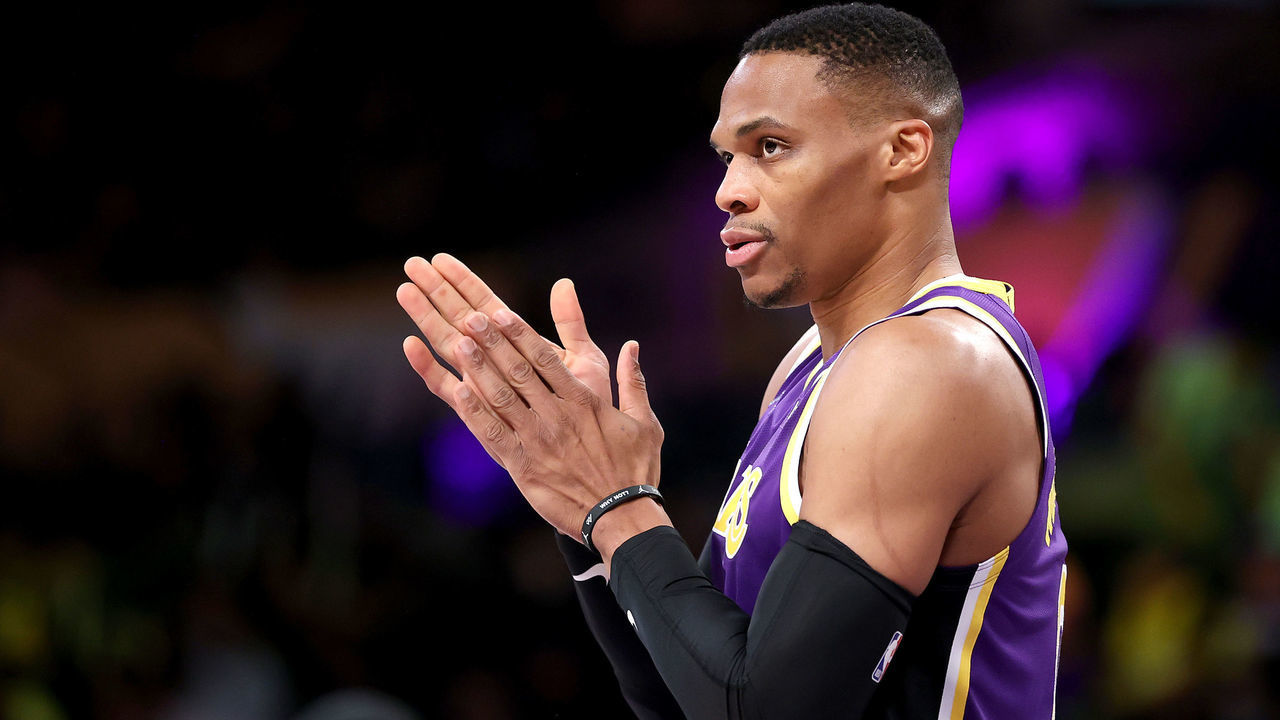 LOS ANGELES, CALIFORNIA - NOVEMBER 10: Russell Westbrook #0 of the Los Angeles Lakers looks on during the first half of a game against the Miami Heat at Staples Center on November 10, 2021 in Los Angeles, California. NOTE TO USER: User expressly acknowledges and agrees that, by downloading and/or using this photograph, User is consenting to the terms and conditions of the Getty Images License Agreement.