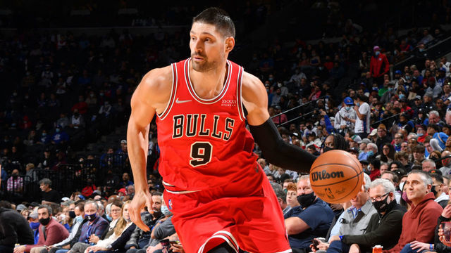 PHILADELPHIA, PA - NOVEMBER 3: Nikola Vucevic #9 of the Chicago Bulls handles the ball against the Philadelphia 76ers on November 3, 2021 at Wells Fargo Center in Philadelphia, Pennsylvania. NOTE TO USER: User expressly acknowledges and agrees that, by downloading and/or using this Photograph, user is consenting to the terms and conditions of the Getty Images License Agreement. Mandatory Copyright Notice: Copyright 2021 NBAE