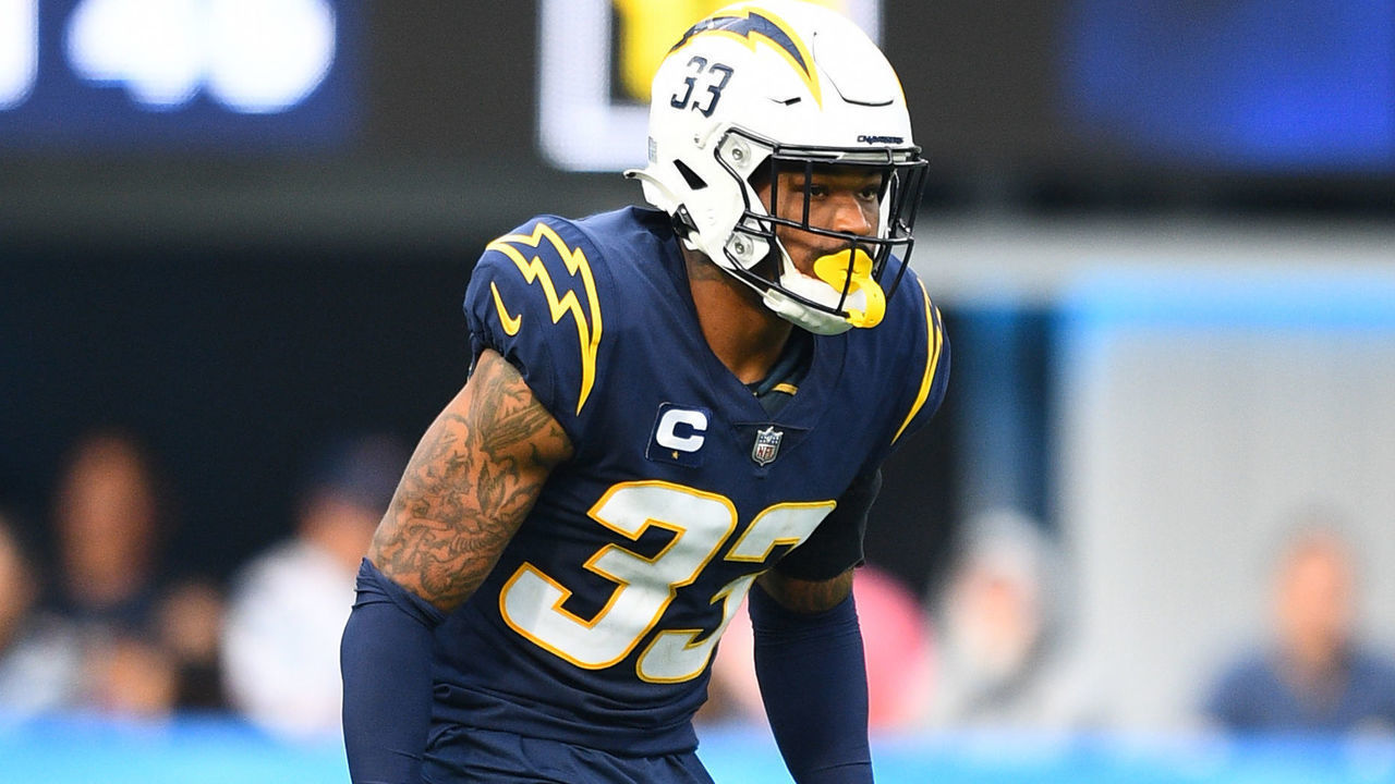 INGLEWOOD, CA - OCTOBER 31: Los Angeles Chargers Safety Derwin James (33) looks on during the NFL game between the New England Patriots and the Los Angeles Chargers on October 31, 2021, at SoFi Stadium in Inglewood, CA.