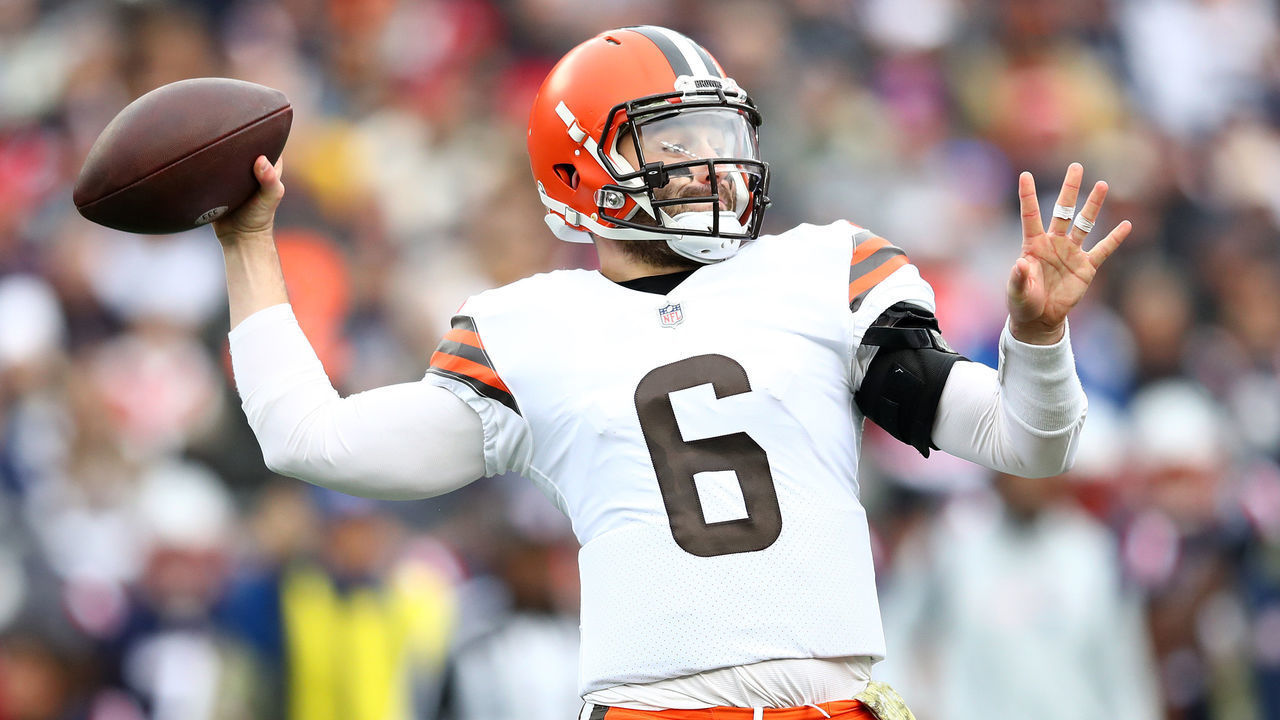 FOXBOROUGH, MASSACHUSETTS - NOVEMBER 14: Baker Mayfield #6 of the Cleveland Browns looks to throw the ball against the New England Patriots during the second quarter at Gillette Stadium on November 14, 2021 in Foxborough, Massachusetts.