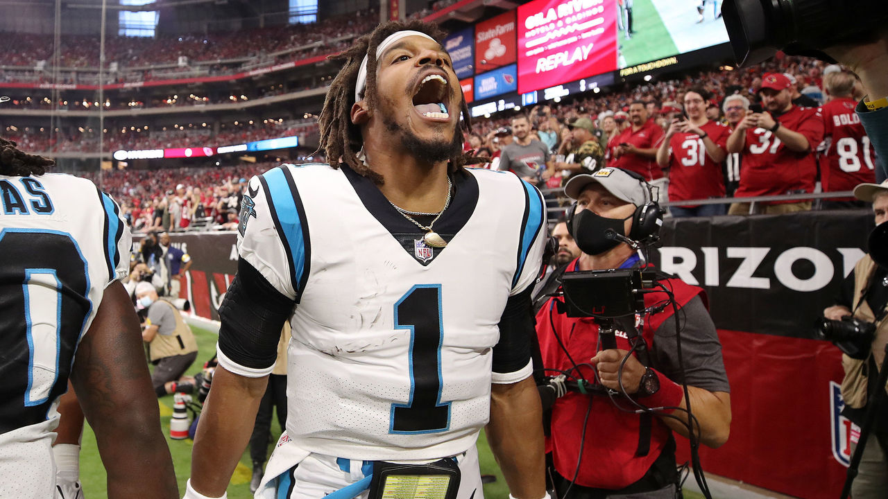 201 Von Miller Cam Newton Photos & High Res Pictures - Getty Images