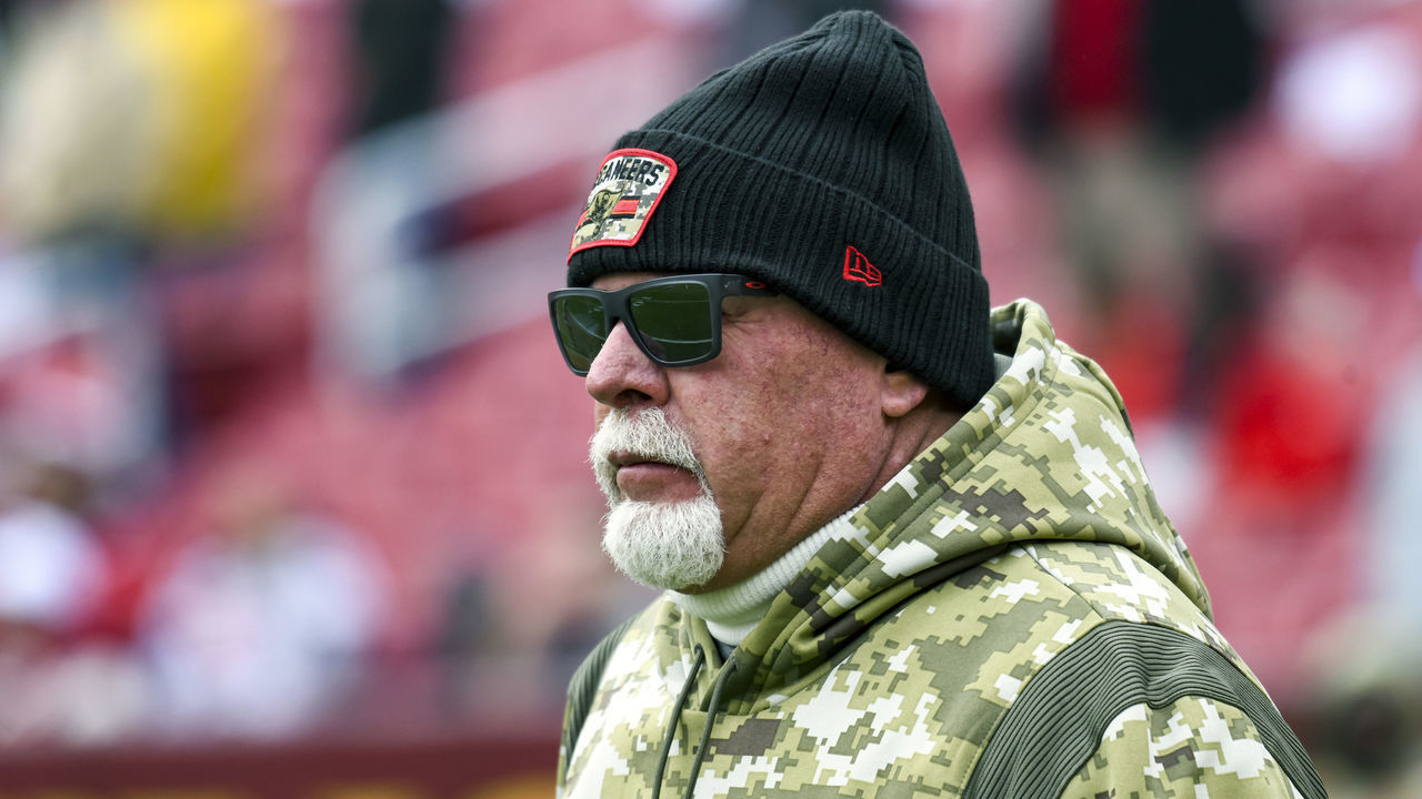 LANDOVER, MD - NOVEMBER 14: Tampa Bay Buccaneers head coach Bruce Arians in action during the NFL game between the Tampa Bay Buccaneers and the Washington Football Team on November 14, 2021 at Fed Ex Field in Landover, MD.