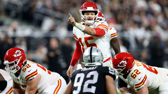 LAS VEGAS, NEVADA - NOVEMBER 14: Patrick Mahomes #15 of the Kansas City Chiefs yells directions to teammates in the first quarter in the game against the Las Vegas Raiders at Allegiant Stadium on November 14, 2021 in Las Vegas, Nevada.