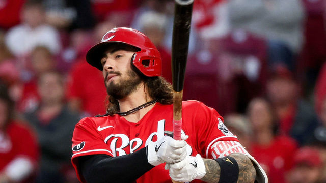 CINCINNATI, OHIO - SEPTEMBER 25: Jonathan India #6 of the Cincinnati Reds grounds out in the first inning against the Washington Nationals at Great American Ball Park on September 25, 2021 in Cincinnati, Ohio.