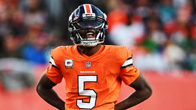 DENVER, COLORADO - NOVEMBER 14: Denver Broncos quarterback Teddy Bridgewater (5) has a hard game at Empower Field at Mile High on November 14, 2021 in Denver, Colorado. The Denver Broncos took on the Philadelphia Eagles.