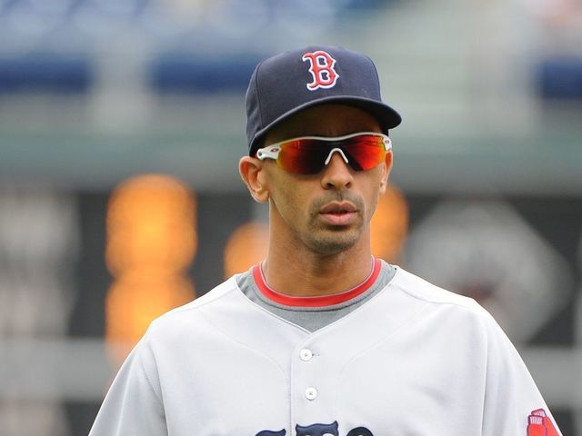 Julio Lugo, shortstop for Red Sox's 2007 championship team, dies