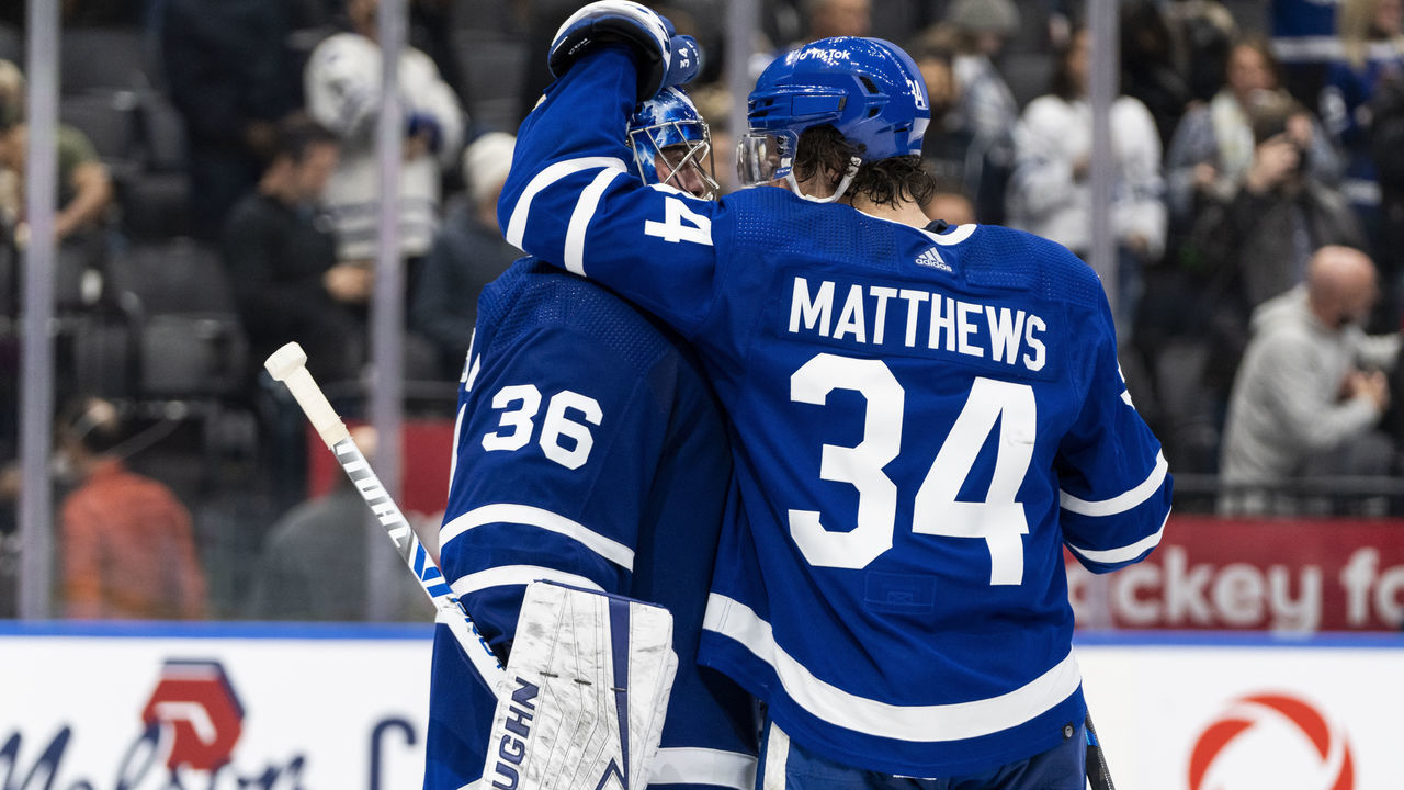 TORONTO, ON - NOVEMBER 16: Jack Campbell #36 of the Toronto Maple Leafs celebrates with teammate Auston Matthews #34 after defeating the Nashville Predators at the Scotiabank Arena on November 16, 2021 in Toronto, Ontario, Canada.