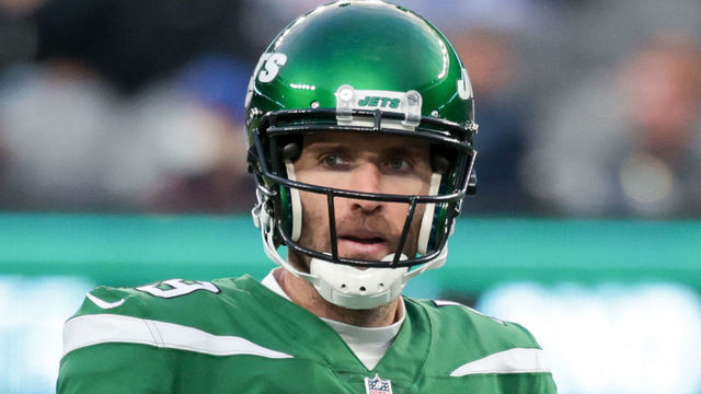 EAST RUTHERFORD, NJ - NOVEMBER 14: New York Jets Quarterback Joe Flacco (19) intercepts a pass during the fourth quarter of the National Football League game between the Buffalo Bills and the New York Jets on November 14, 2021 at MetLife Stadium in East Rutherford, NJ.