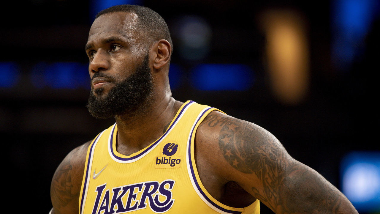 BOSTON, MASSACHUSETTS - NOVEMBER 19: LeBron James #6 of the Los Angeles Lakers looks on during a game against the Boston Celtics at TD Garden on November 19, 2021 in Boston, Massachusetts.