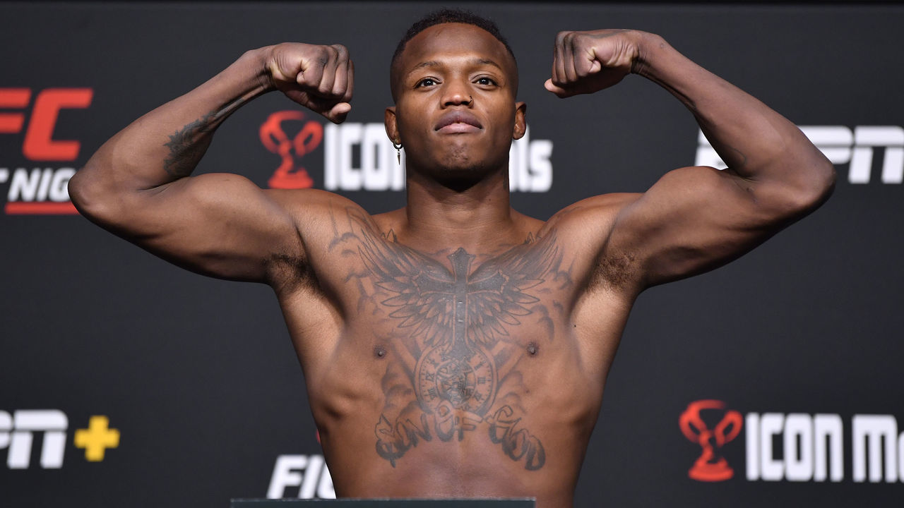 LAS VEGAS, NEVADA - NOVEMBER 19: Terrance McKinney poses on the scale during the UFC Fight Night weigh-in at UFC APEX on November 19, 2021 in Las Vegas, Nevada.