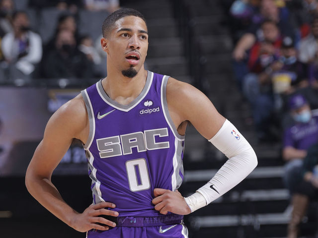 SACRAMENTO, CA - NOVEMBER 20: Tyrese Haliburton #0 of the Sacramento Kings looks on during the game against the Utah Jazz on November 20, 2021 at Golden 1 Center in Sacramento, California. Mandatory Copyright Notice: Copyright 2021 NBAE