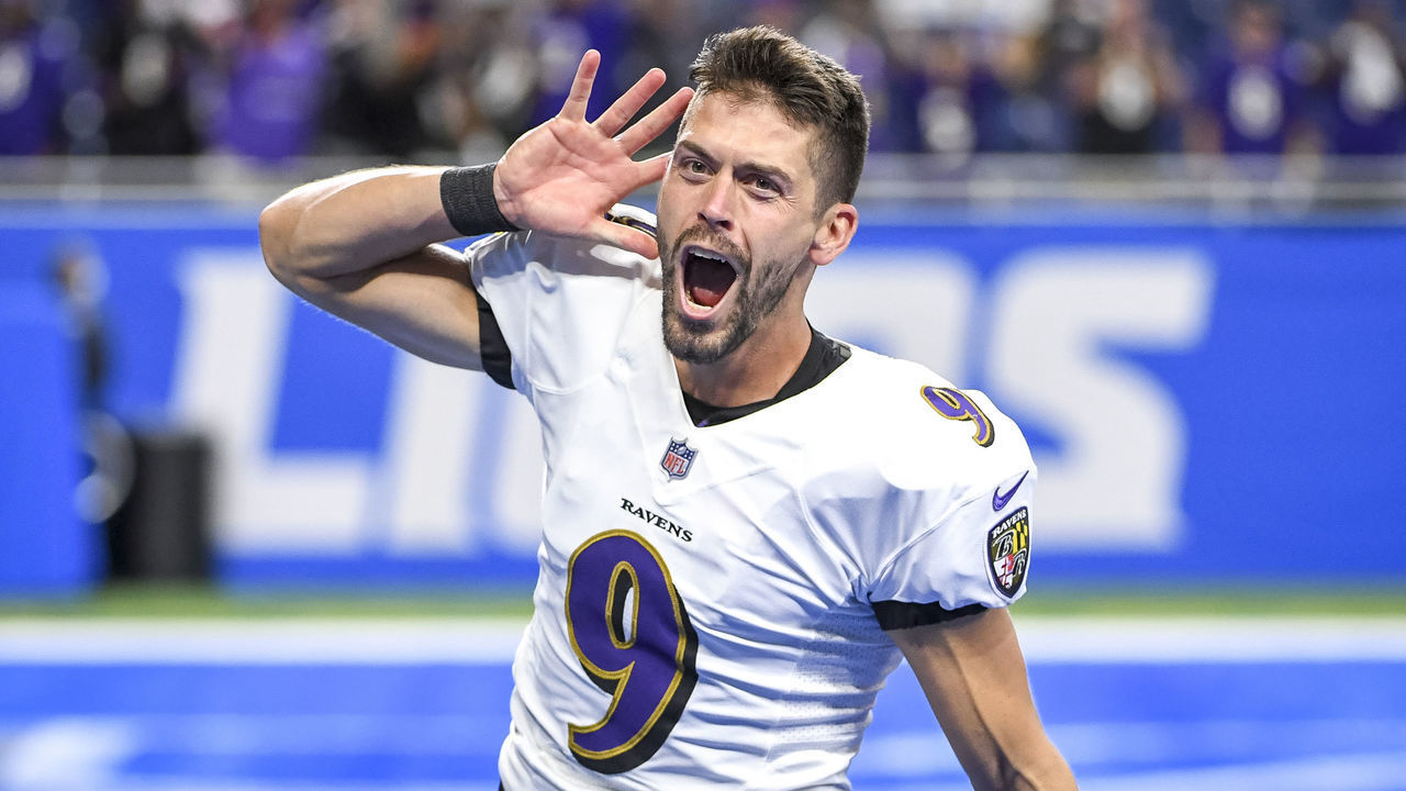 DETROIT, MICHIGAN - SEPTEMBER 26: Justin Tucker #9 of the Baltimore Ravens celebrates the winning field goal at the end of the game against the Detroit Lions at Ford Field on September 26, 2021 in Detroit, Michigan. Justin Tucker set an NFL record with his 66-yard game-winning field goal. "n