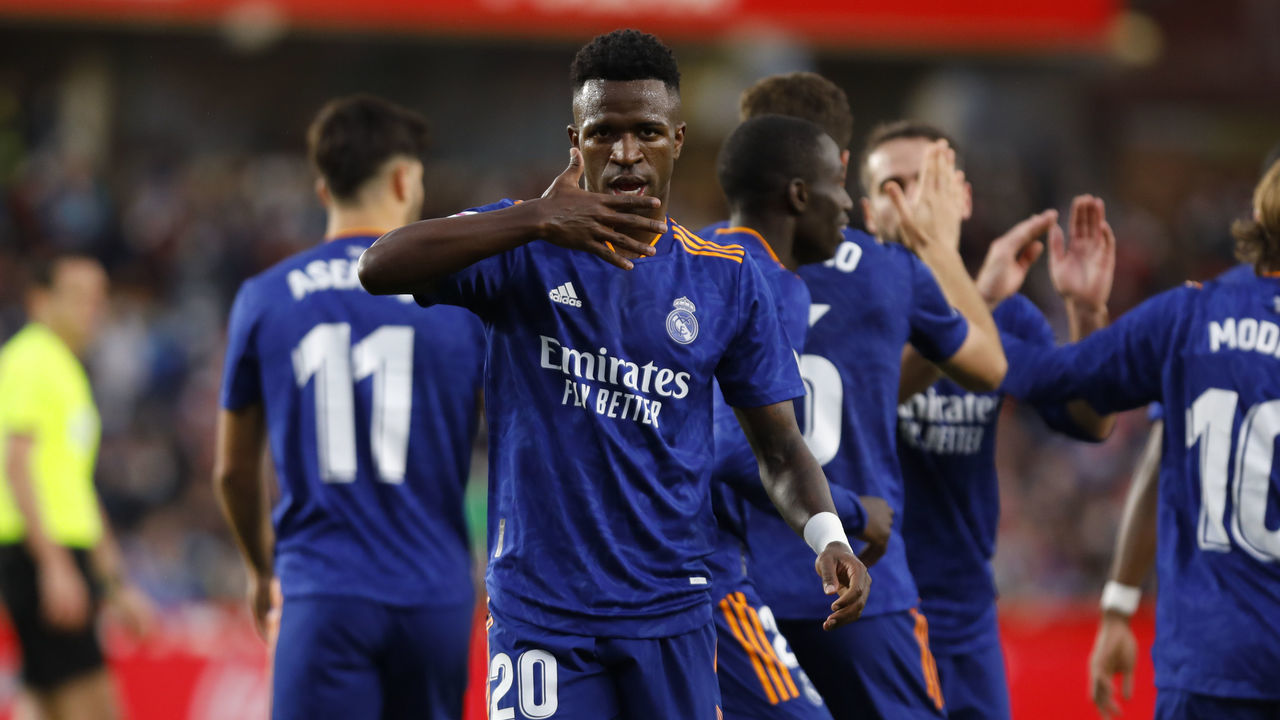 Vinicius Junior, of Real Madrid scores the third goal of his team during the La Liga match between Granada CF and Real Madrid CF at Nuevo Los Carmenes Stadium on November 21, 2021 in Granada, Spain.