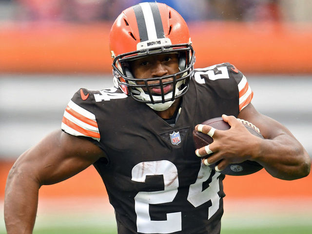 Nick Chubb runs for 130 yards, Browns hold off winless Lions