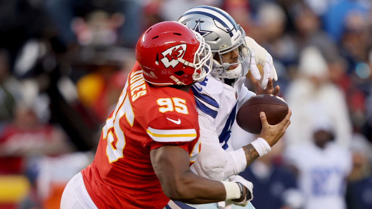 Chiefs defense wins the day in 19-9 victory over Cowboys