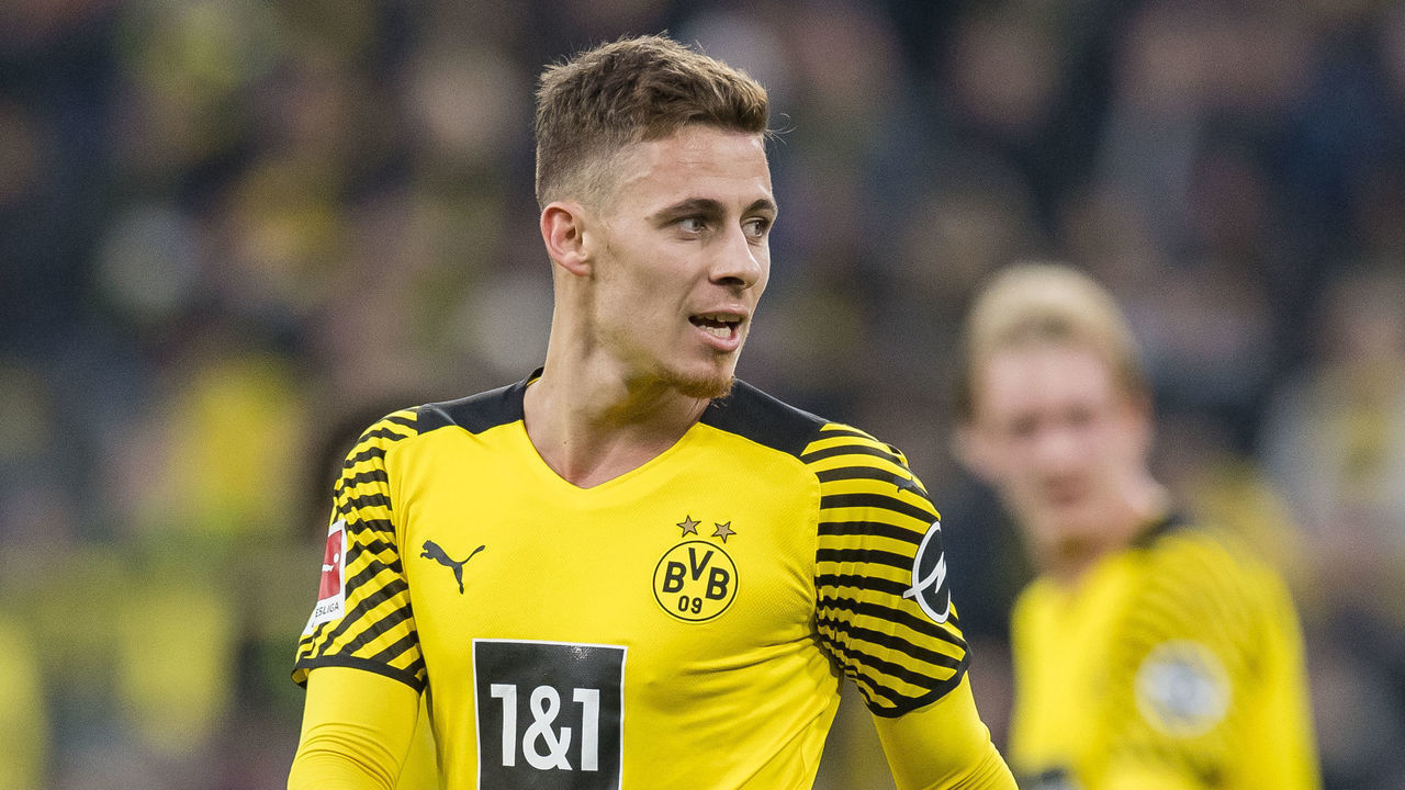 DORTMUND, GERMANY - NOVEMBER 20: Thorgan Hazard of Borussia Dortmund in action during the Bundesliga match between Borussia Dortmund and VfB Stuttgart at the Signal Iduna Park on November 20, 2021 in Dortmund, Germany.