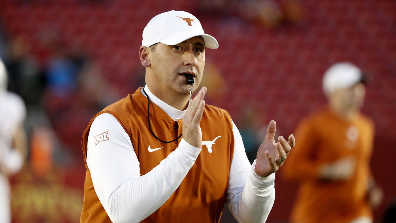 AMES, IA - NOVEMBER 6: Head coach Steve Sarkisian of the Texas Longhorns coaches during pregame warmups at Jack Trice Stadium on November 6, 2021 in Ames, Iowa. The Iowa State Cyclones won 30-7 over the Texas Longhorns.