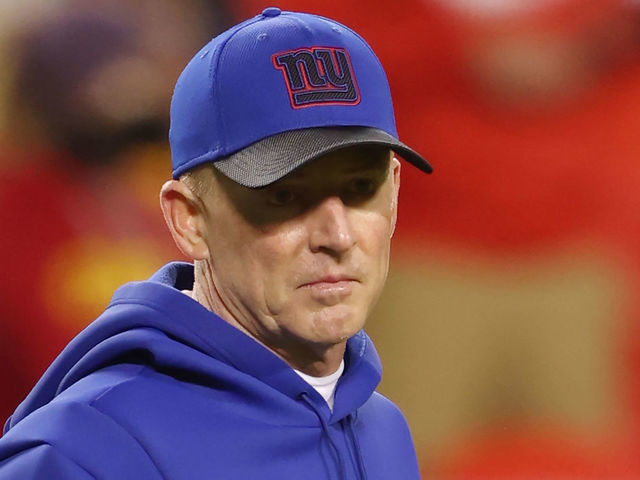 KANSAS CITY, MISSOURI - NOVEMBER 01: Offensive coordinator Jason Garrett of the New York Giants looks on before the game against the Kansas City Chiefs at Arrowhead Stadium on November 01, 2021 in Kansas City, Missouri.