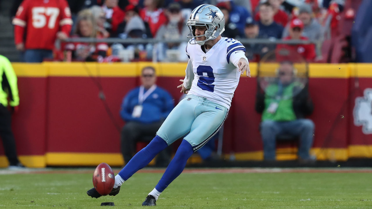 KANSAS CITY, MO - NOVEMBER 21: Dallas Cowboys kicker Greg Zuerlein (2) kicks off in the first quarter of an NFL football game between the Dallas Cowboys and Kansas City Chiefs on Nov 21, 2021 at GEHA Field at Arrowhead Stadium in Kansas City, MO.