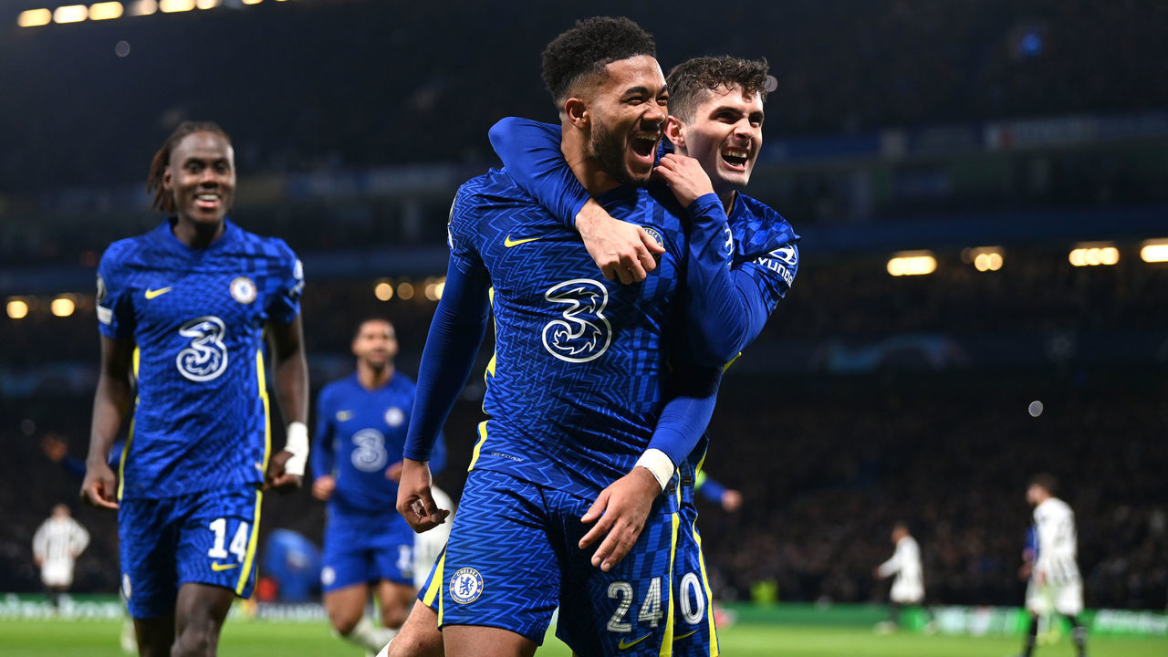 LONDON, ENGLAND - NOVEMBER 23: Reece James of Chelsea celebrates after scoring their side's second goal during the UEFA Champions League group H match between Chelsea FC and Juventus at Stamford Bridge on November 23, 2021 in London, England.