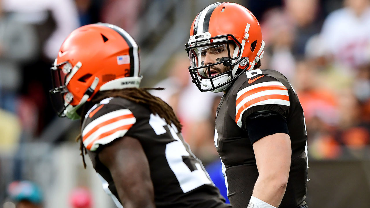 CLEVELAND, OHIO - OCTOBER 17: Baker Mayfield #6 and Kareem Hunt #27 of the Cleveland Browns prepare for the play during a game against the Arizona Cardinals at FirstEnergy Stadium on October 17, 2021 in Cleveland, Ohio.