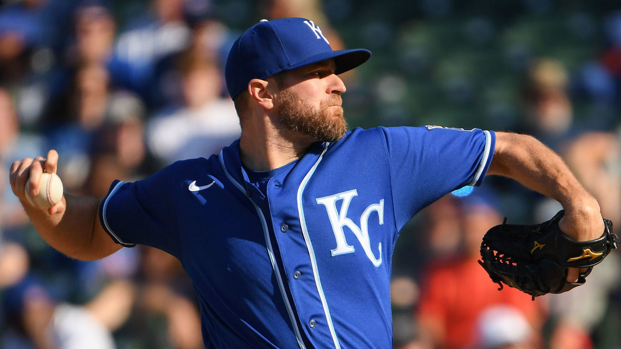 CHICAGO, ILLINOIS - AUGUST 22: Wade Davis #71 of the Kansas City Royals pitches in the ninth inning against the Chicago Cubs at Wrigley Field on August 22, 2021 in Chicago, Illinois.