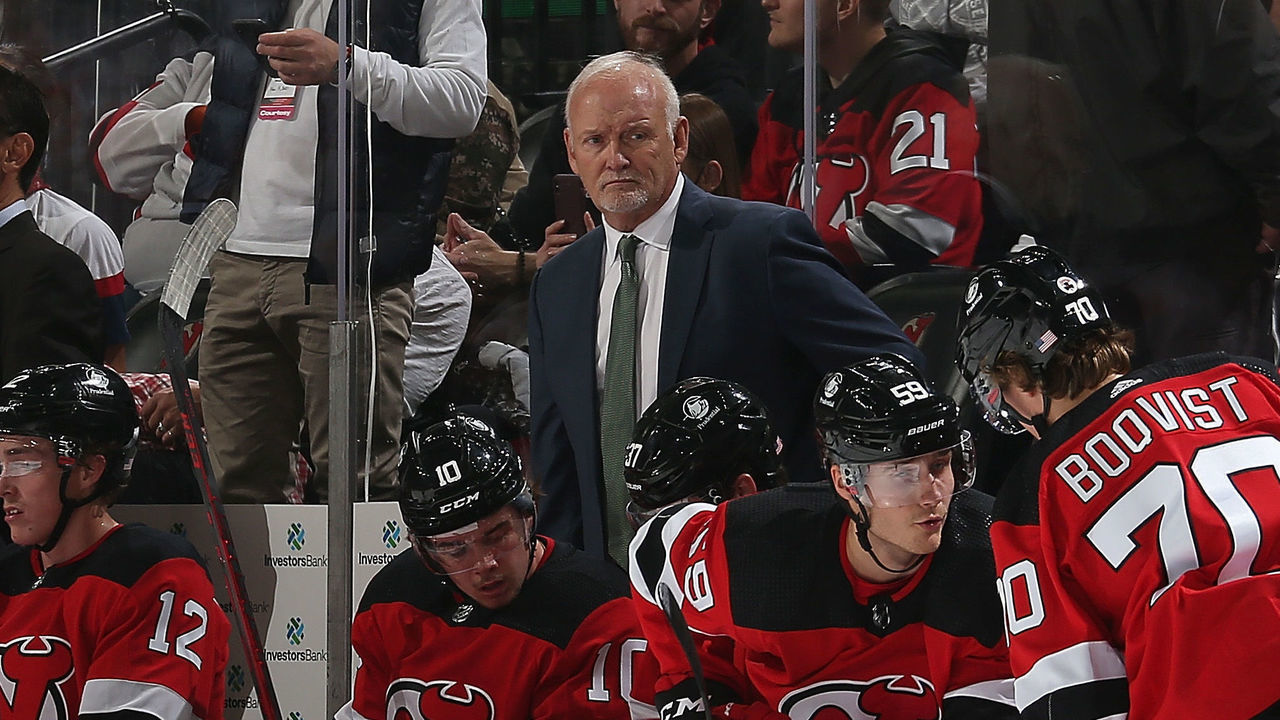 NEWARK, NEW JERSEY - NOVEMBER 11: Head coach Lindy Ruff of the New Jersey Devils looks on against against the New York Islanders at Prudential Center on November 11, 2021 in Newark, New Jersey.