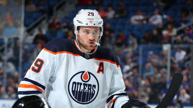 BUFFALO, NY - NOVEMBER 12: Leon Draisaitl #29 of the Edmonton Oilers prepares for a faceoff during an NHL game against the Buffalo Sabres on November 12, 2021 at KeyBank Center in Buffalo, New York.