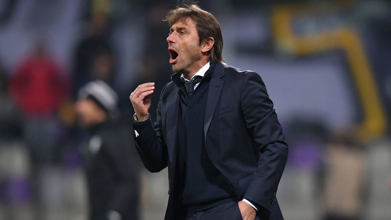 MURSKA SOBOTA, SLOVENIA - NOVEMBER 25: Antonio Conte, Manager of Tottenham Hotspur reacts during the UEFA Europa Conference League group G match between NS Mura and Tottenham Hotspur at Stadion Ljudski Vrt on November 25, 2021 in Maribor, Slovenia.