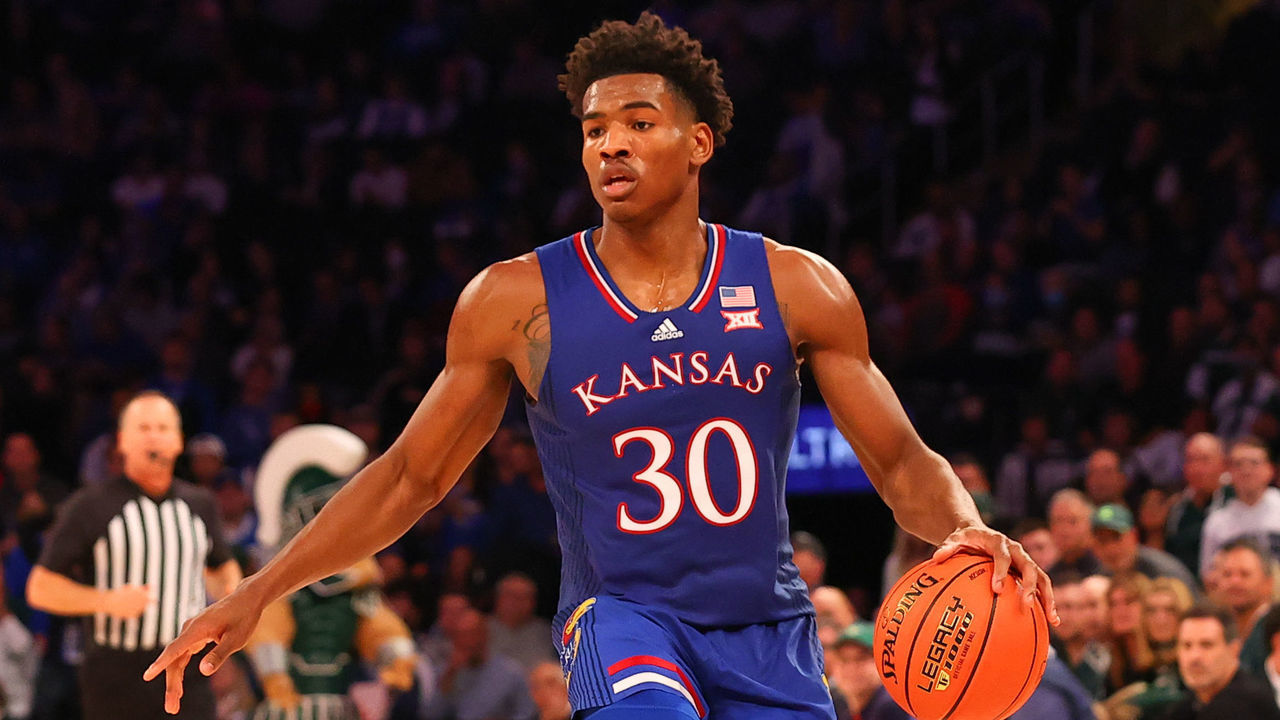 NEW YORK, NY - NOVEMBER 09: Kansas Jayhawks guard Ochai Agbaji (30) during the Champions Classic college basketball game between the Kansas Jayhawks and the Michigan State Spartans on November 9, 2021 at Madison Square Garden in New York City, NY.