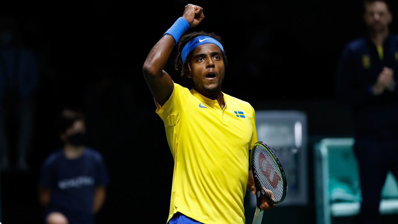 MADRID, SPAIN - NOVEMBER 25: Elias Ymer of Sweden celebrates during the Davis Cup Finals 2021, Group B, tennis first match played between Canada and Sweden at Madrid Arena pabilion on November 25, 2021, in Madrid, Spain.
