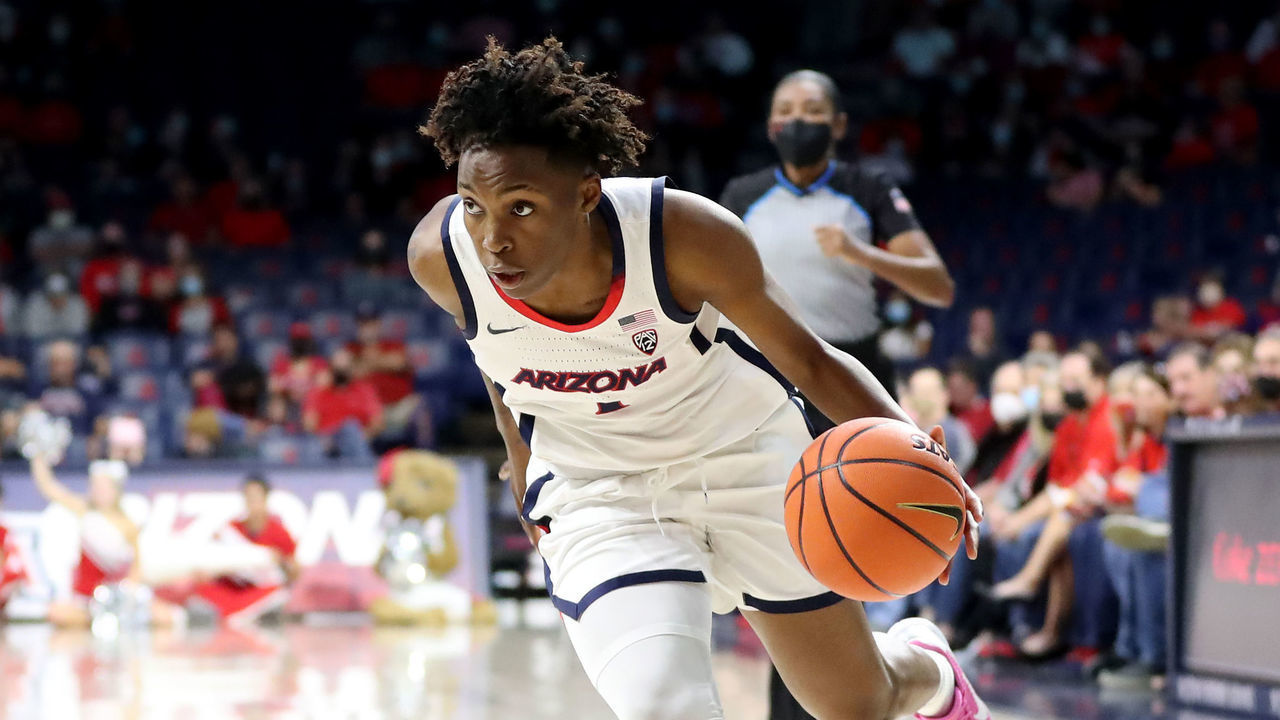 TUCSON, AZ - NOVEMBER 15: University of Arizona Wildcats guard #1 Shaina Pellington during a women's basketball game between the Texas Southern University Tigers and the University of Arizona Wildcats on November 15, 2021 at McKale Center in Tucson, AZ.