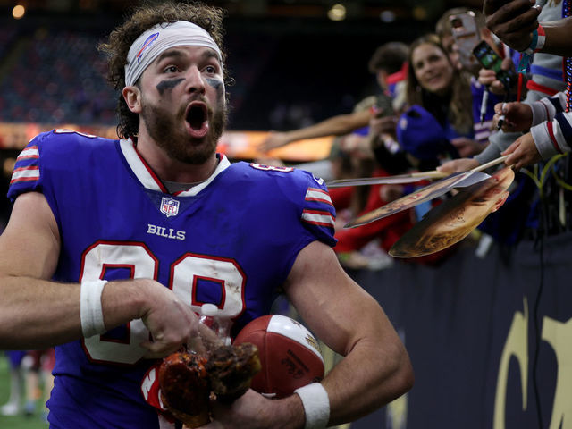 NEW ORLEANS, LOUISIANA - NOVEMBER 25: Dawson Knox #88 of the Buffalo Bills celebrates a win over New Orleans Saints with fans at Caesars Superdome on November 25, 2021 in New Orleans, Louisiana.