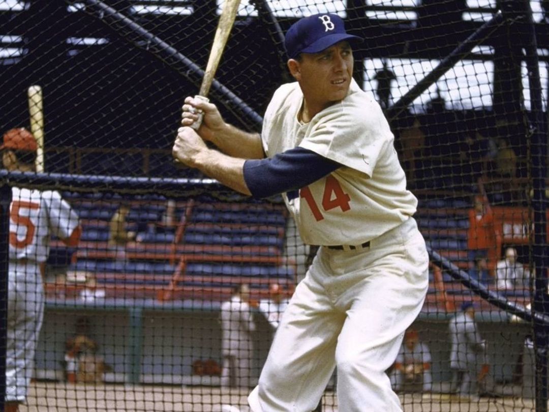 Dodgers retiring new Hall of Famer Gil Hodges' No. 14
