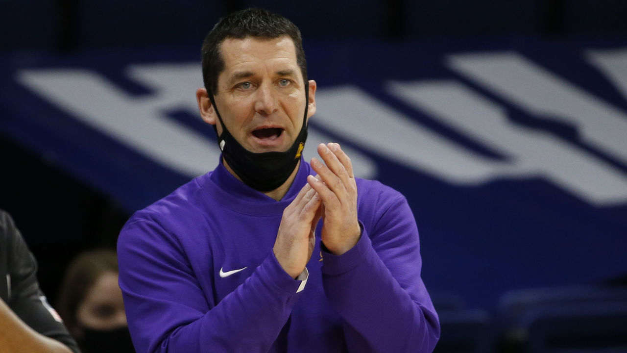 DES MOINES, IA - FEBRUARY 10: Head coach Ben Jacobson of the Northern Iowa Panthers coaches from the bench in the first half of play at Knapp Center on February 10, 2021 in Des Moines, Iowa. The Drake Bulldogs won 80-59 over the Northern Iowa Panthers.