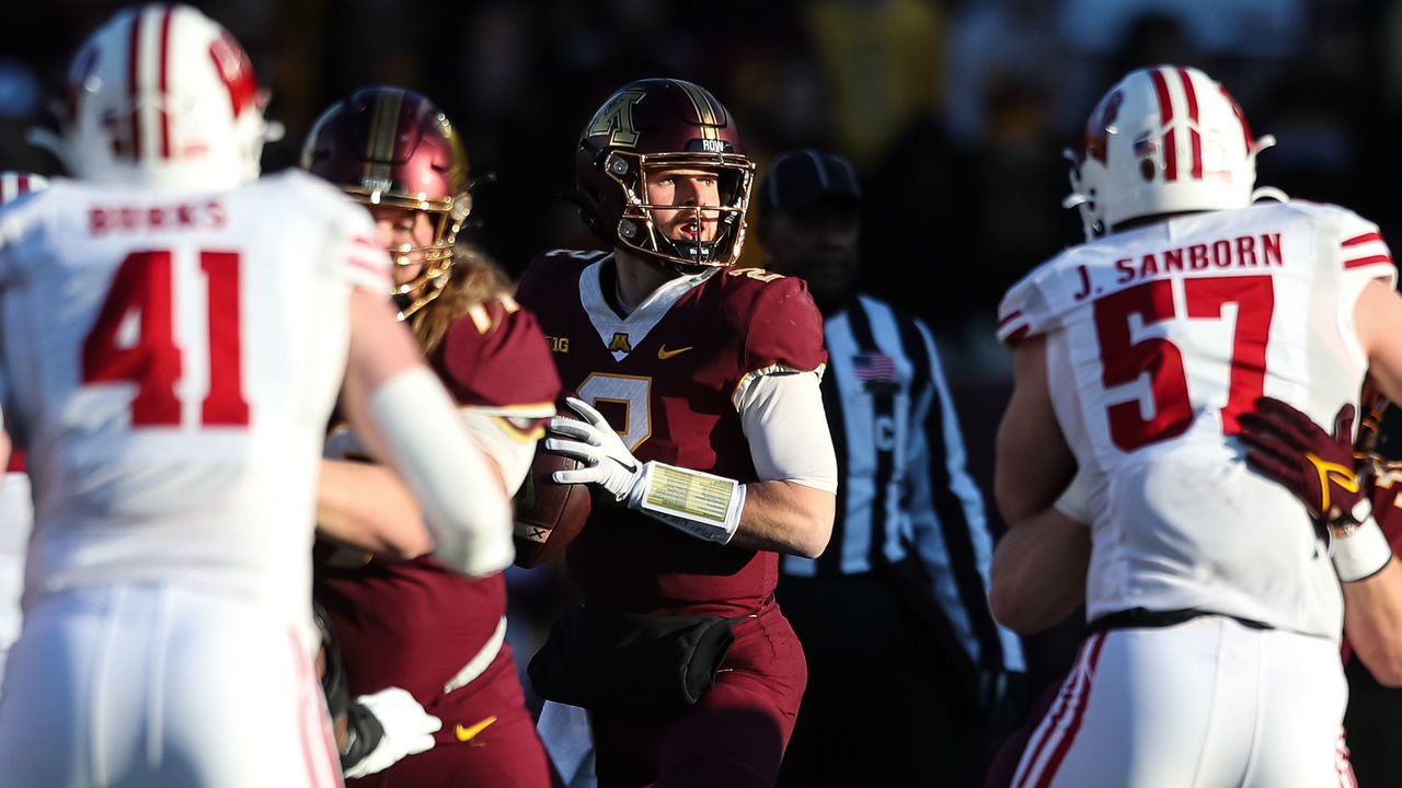 MINNEAPOLIS, MN - NOVEMBER 27: Tanner Morgan #2 of the Minnesota Golden Gophers looks to pass against the Wisconsin Badgers in the first quarter of the game at Huntington Bank Stadium on November 27, 2021 in Minneapolis, Minnesota.