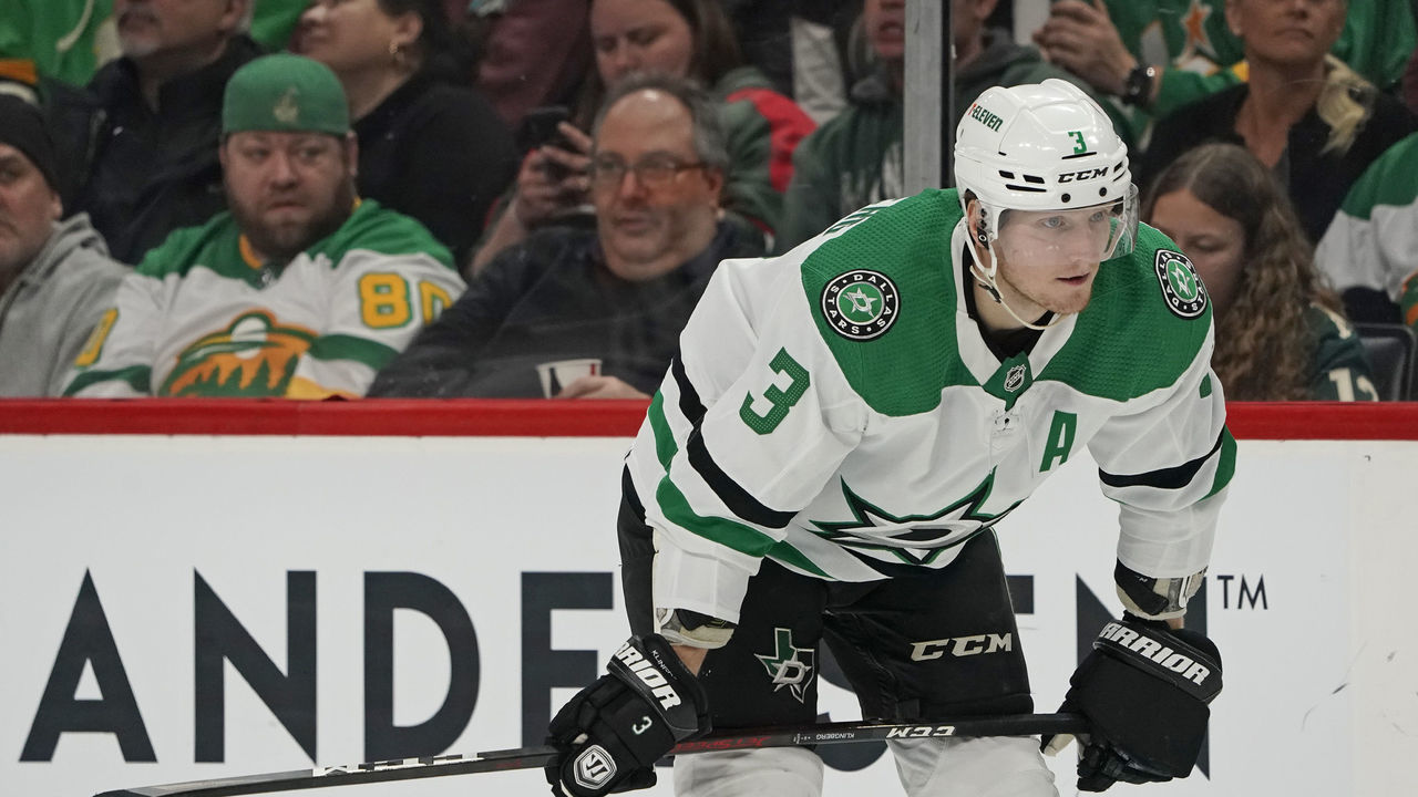ST. PAUL, MN - NOVEMBER 18: Dallas Stars Defenceman John Klingberg (3) looks on during a game between the Minnesota Wild and Dallas Stars on November 18, 2021, at Xcel Energy Center in St. Paul, MN.