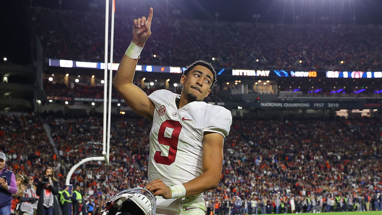 AUBURN, ALABAMA - NOVEMBER 27: Bryce Young #9 of the Alabama Crimson Tide reacts prior to the start of the first overtime against the Auburn Tigers at Jordan-Hare Stadium on November 27, 2021 in Auburn, Alabama.