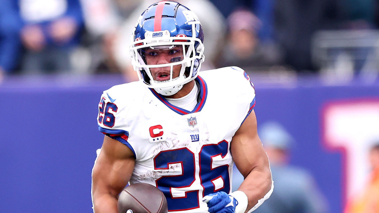 Giants' Saquon Barkley OUT vs. Bears after being carried off the field with  torn ACL (UPDATE) 