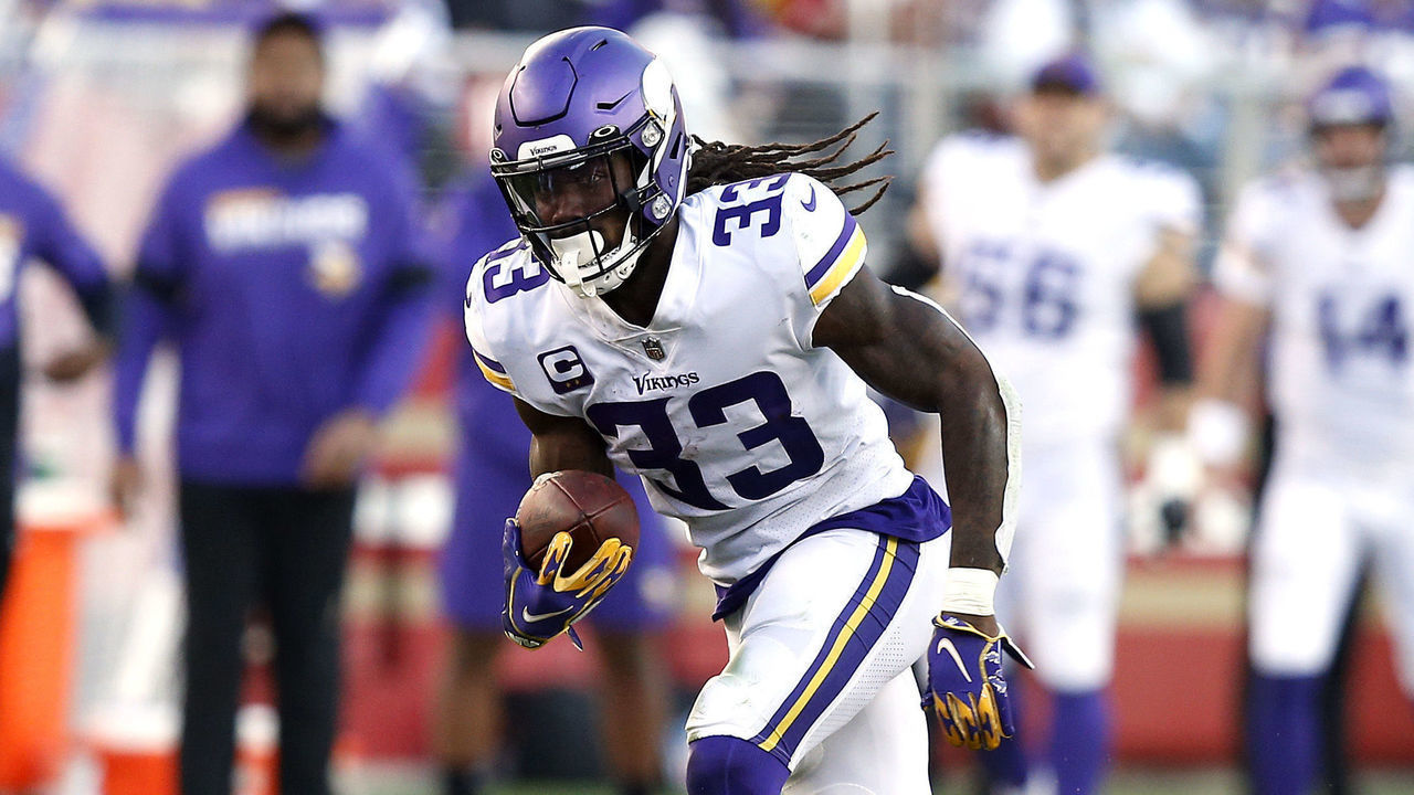 SANTA CLARA, CALIFORNIA - NOVEMBER 28: Dalvin Cook #33 of the Minnesota Vikings runs with the ball against the San Francisco 49ers in the third quarter at Levi's Stadium on November 28, 2021 in Santa Clara, California.