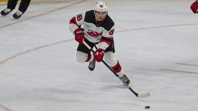 PHILADELPHIA, PA - MAY 10: New Jersey Devils Center Jack Hughes (86) looks to pass during the game between the New Jersey Devils and the Philadelphia Flyers on May 10, 2021 at Wells Fargo Center in Philadelphia, PA.