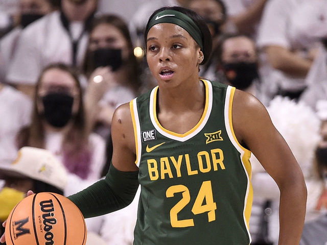 COLLEGE PARK, MARYLAND - NOVEMBER 21: Sarah Andrews #24 of the Baylor Lady Bears handles the ball against the Maryland Terrapins at Xfinity Center on November 21, 2021 in College Park, Maryland.