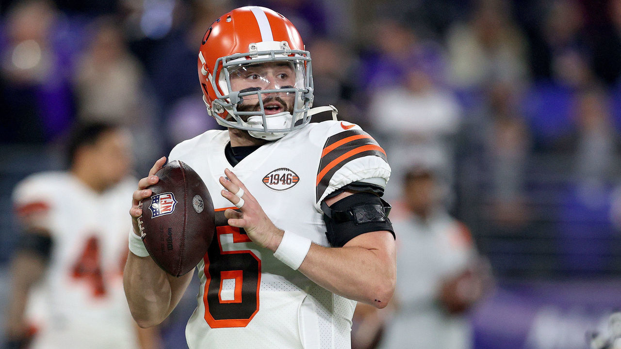 BALTIMORE, MARYLAND - NOVEMBER 28: Baker Mayfield #6 of the Cleveland Browns warms during a game against the Baltimore Ravens at M&T Bank Stadium on November 28, 2021 in Baltimore, Maryland.